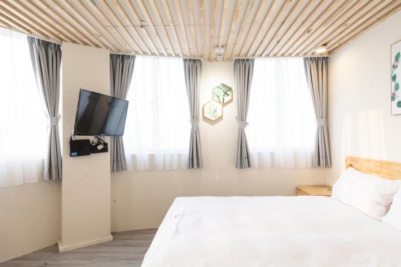See U Apartment Tainan Exterior photo